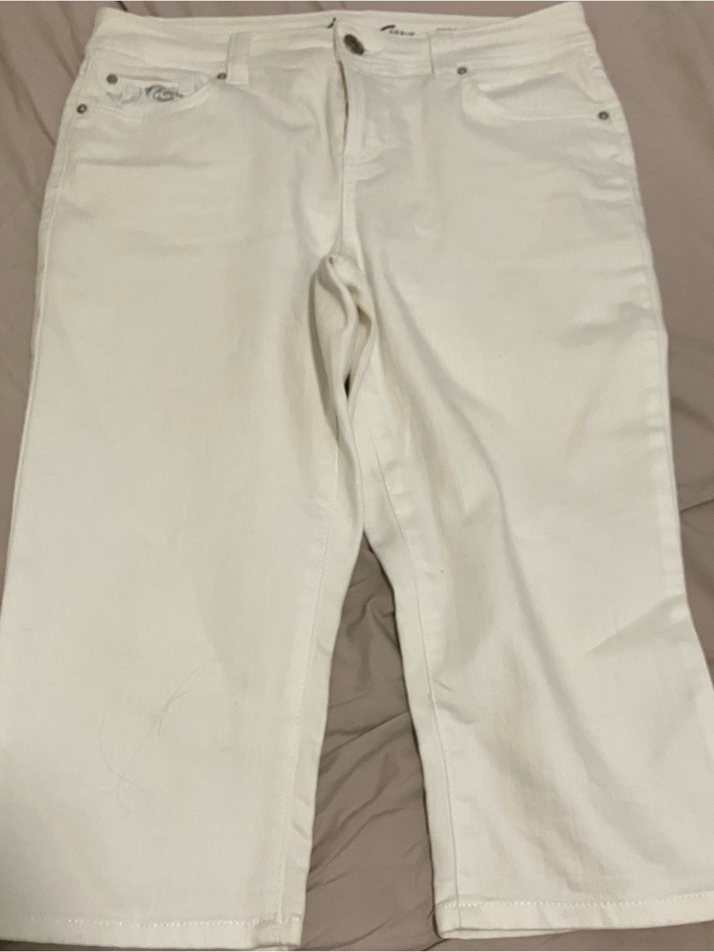 Women’s INC International Concepts White Denim Pants!Accepting Offers/Bundles!